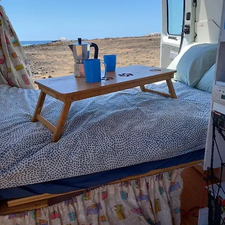Furgoneta Camperizada Alta Κάμπινγκ Costa Teguise